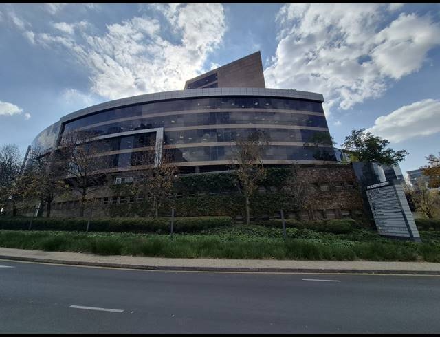 552M² OFFICE TO LET IN SANDTON CENTRAL